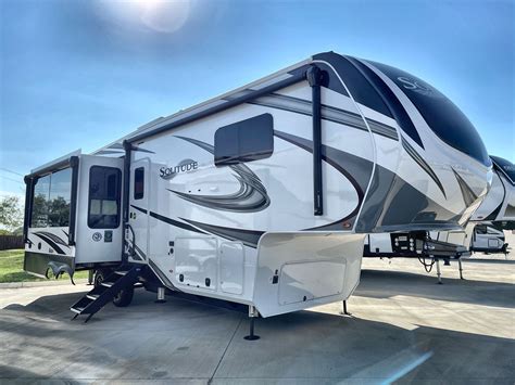 Each Solitude fifth wheel by Grand Design features a 101" wide-body construction, heavy duty 7,000 lb. . Grand design solitude complaints
